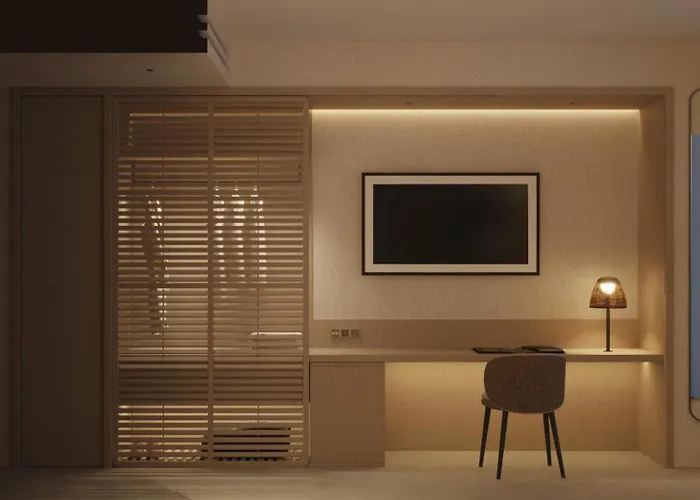 Port & 4* Sup Hotel