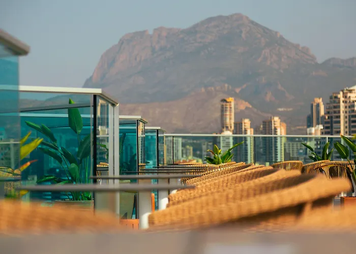 Port & 4* Sup Hotel Benidorm