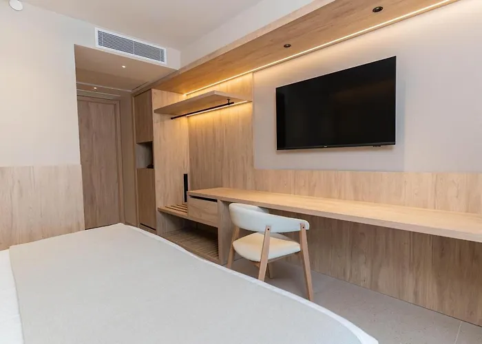 Port & 4* Sup Hotel 4*