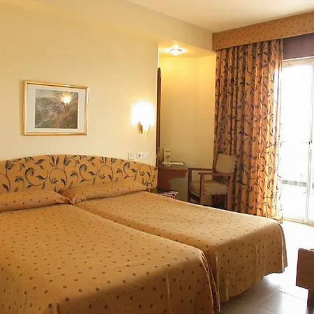 Hotell Port & 4* Sup