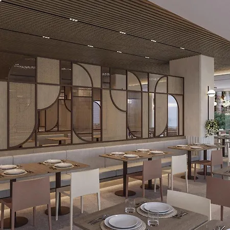 Hotel Port & 4* Sup 4*