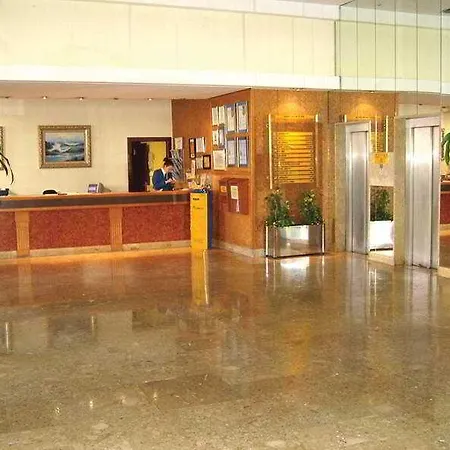 Port & 4* Sup Hotel