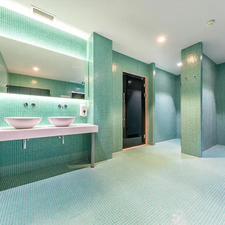 Hotel Port & 4* Sup 4*