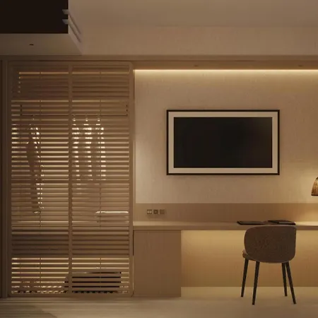 Port & 4* Sup Hotel